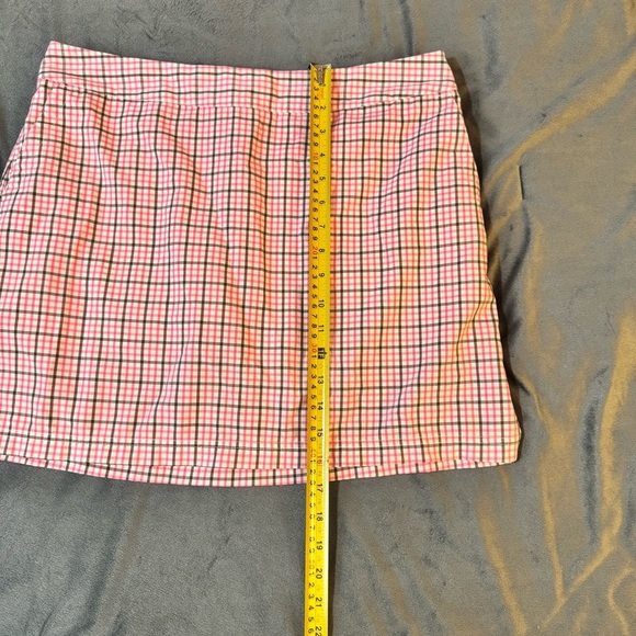 Adidas Golf Skirt Size 10

#1063 - Picture 3 of 13